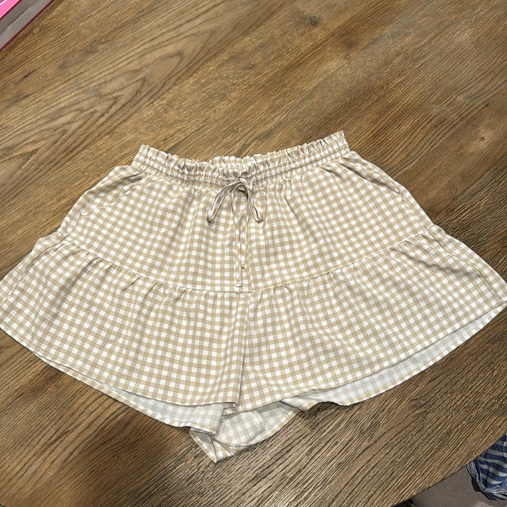 Checked pull on shorts